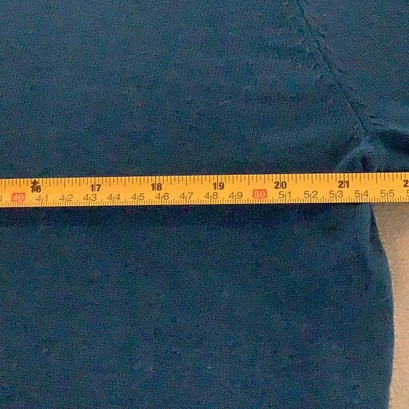 NWT men’s St. John’s Bay Large super soft Teal sweater. 60% cotton, 40% poly. - Picture 8 of 9